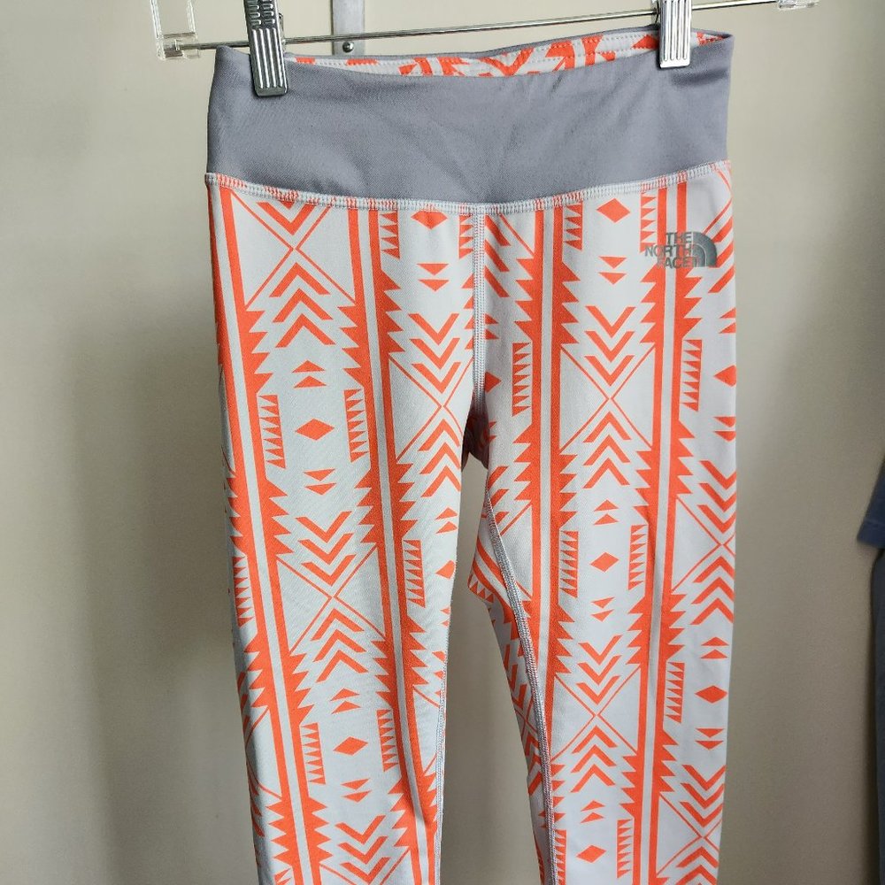 The North Face capri Flash Dry exercise pants with tribal print